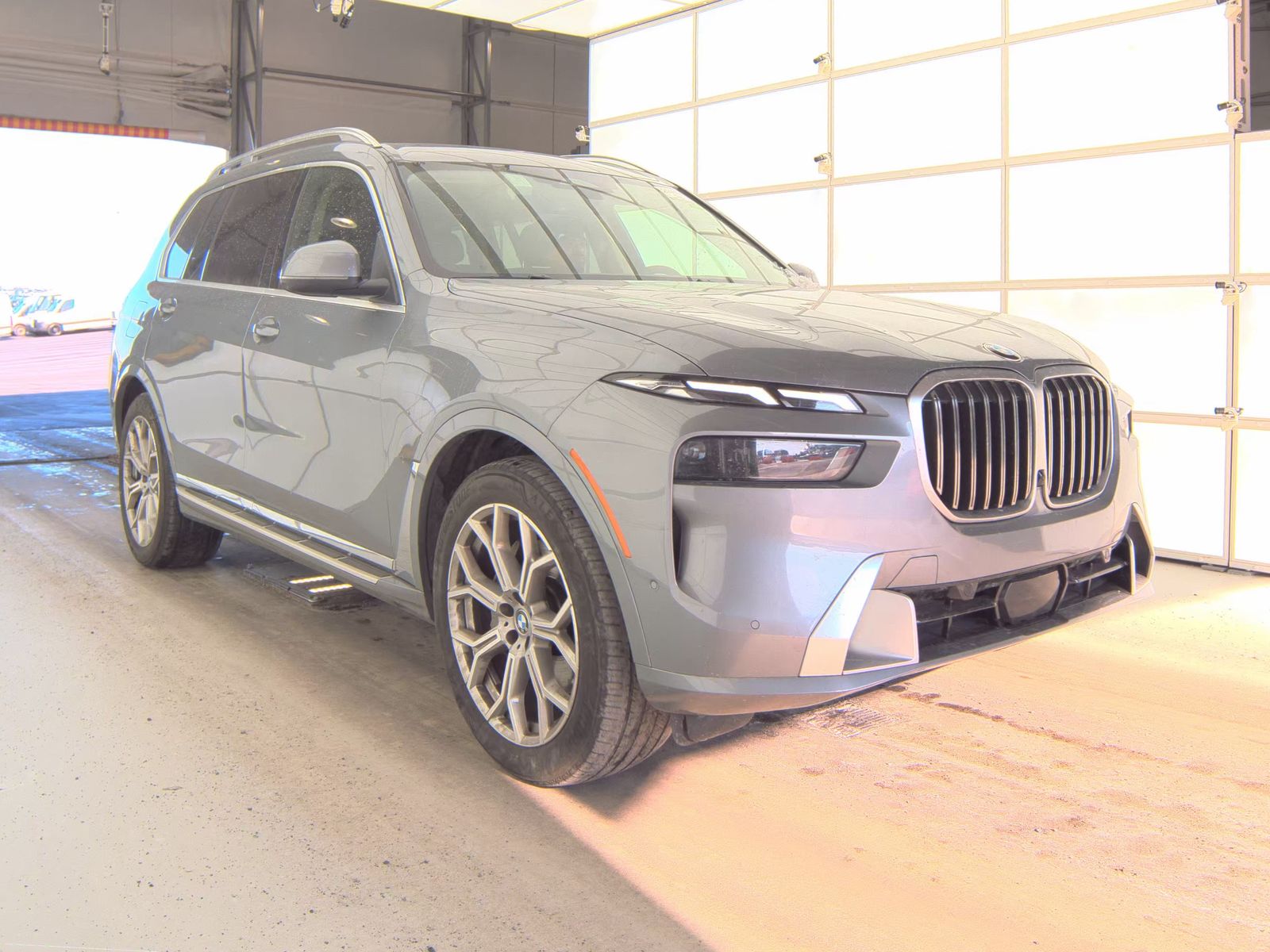 2025 BMW X7 xDrive40i AWD