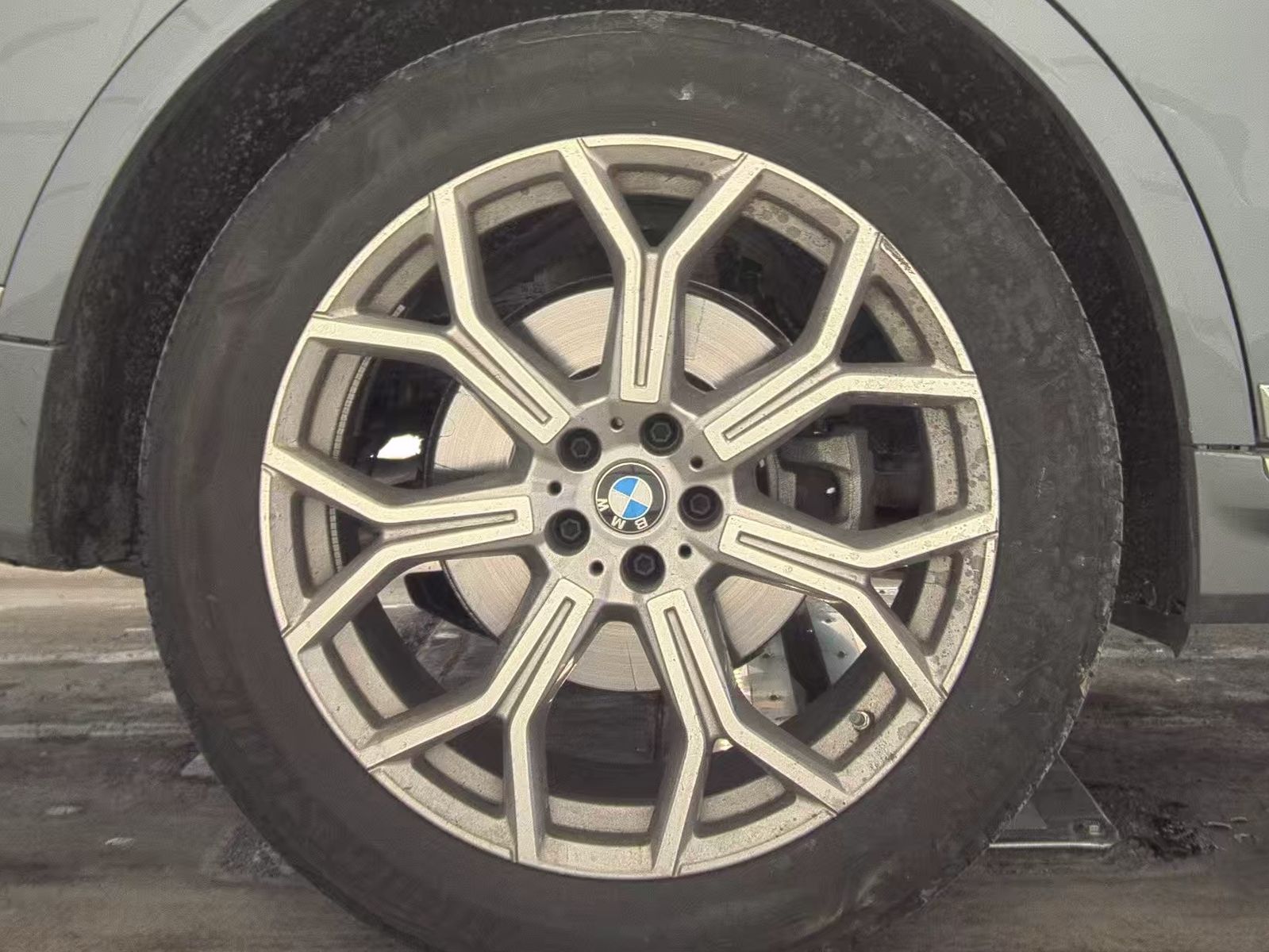 2025 BMW X7 xDrive40i AWD