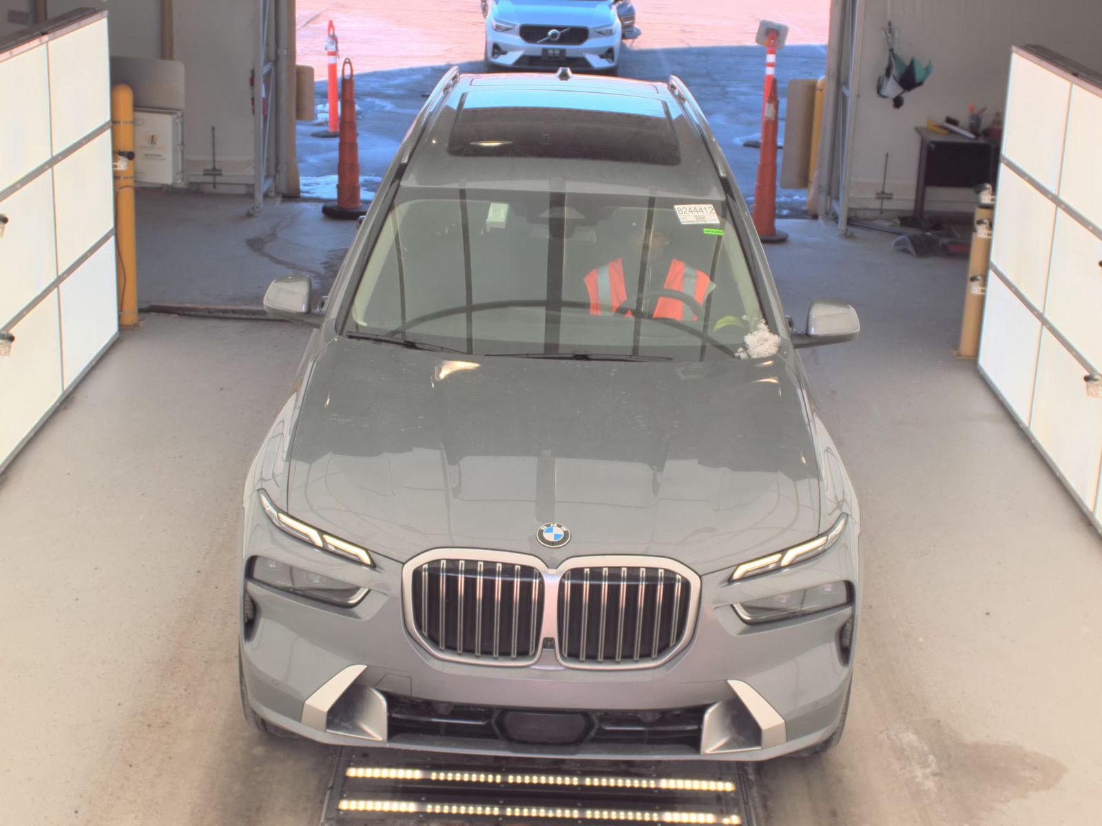 2025 BMW X7 xDrive40i AWD