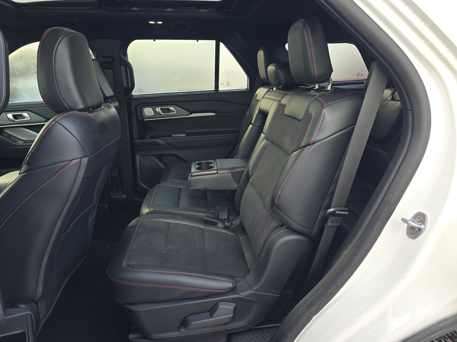 2025 Ford Explorer ST AWD