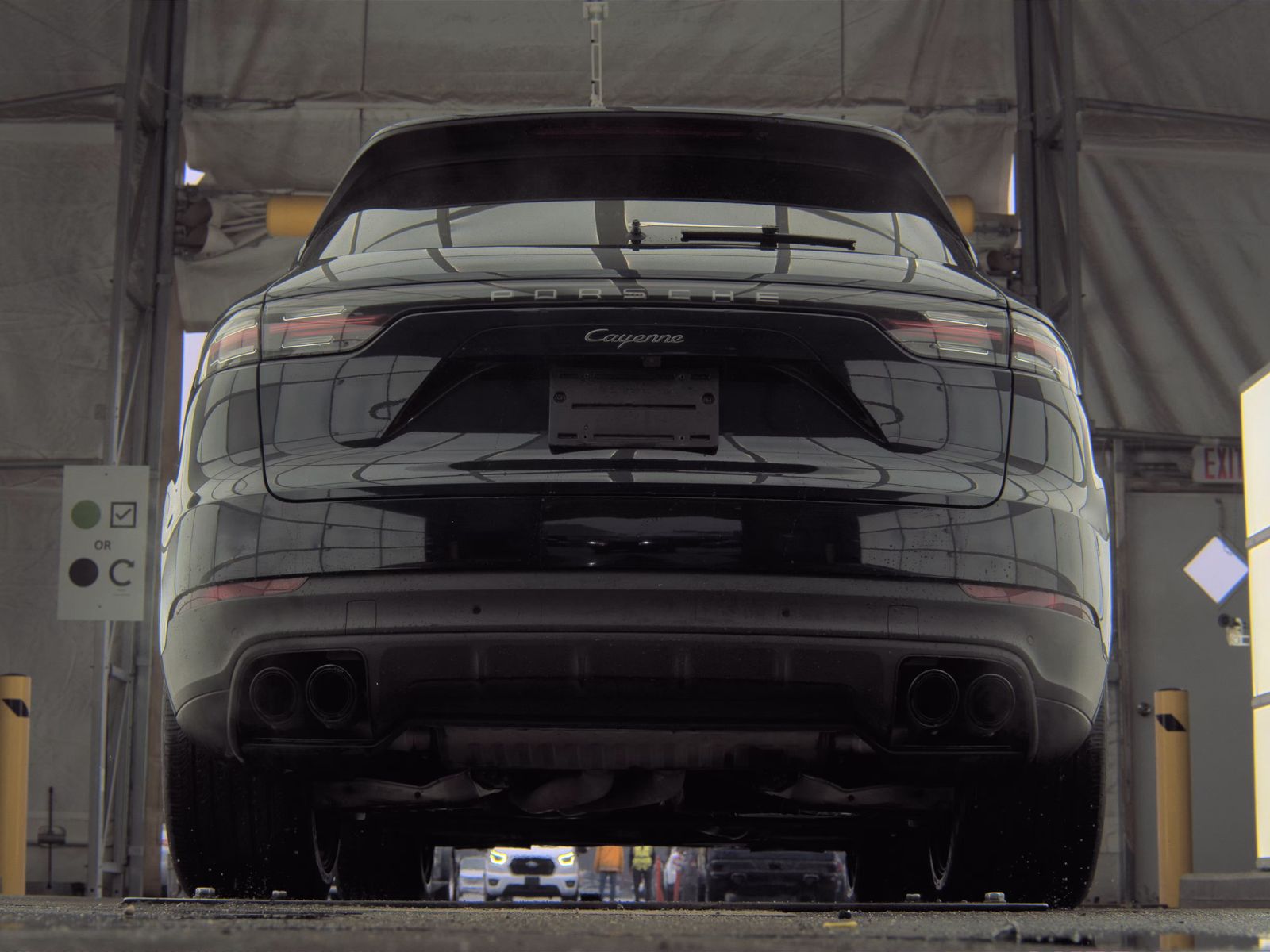 2022 Porsche Cayenne Platinum Edition AWD