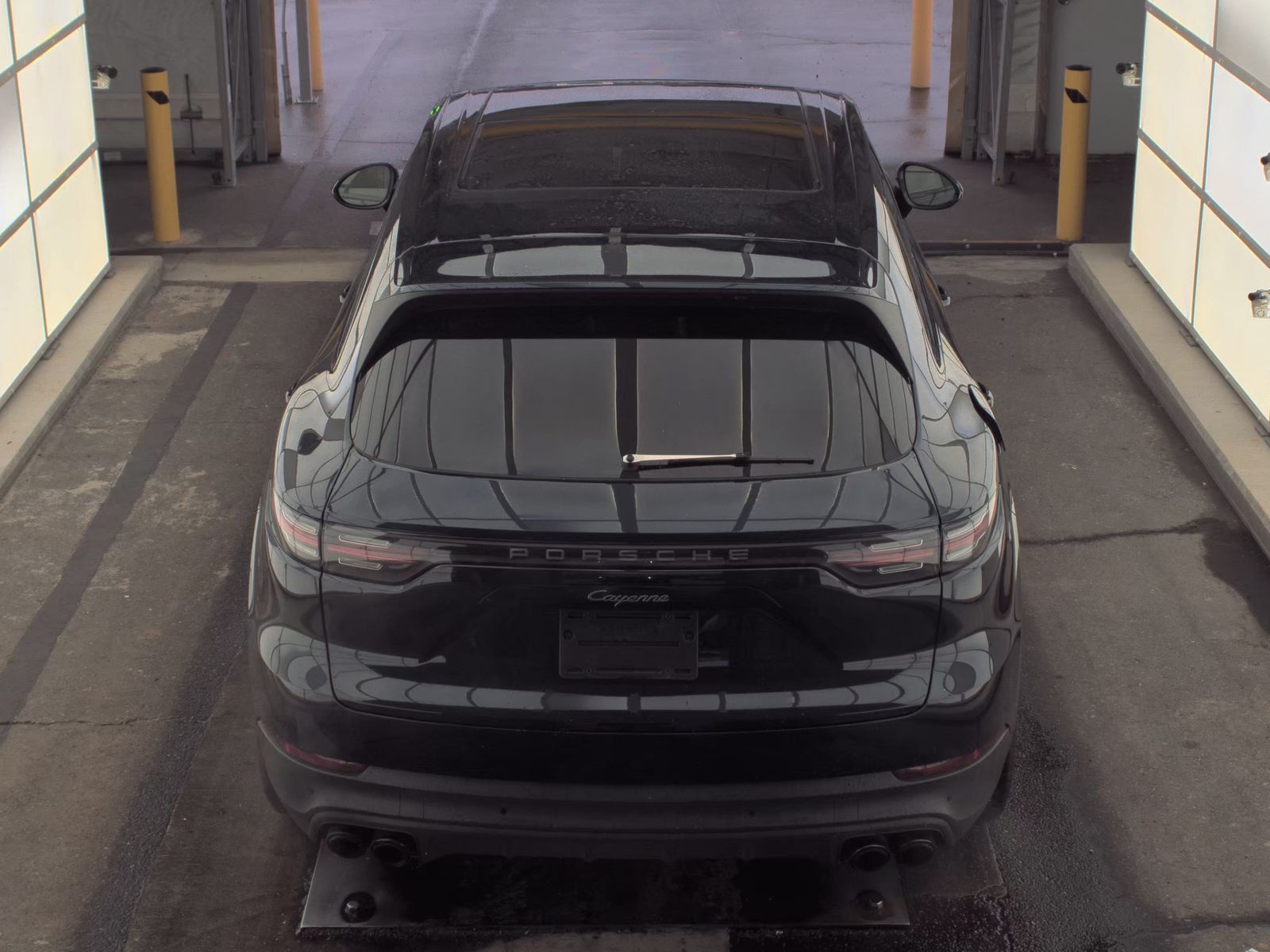 2022 Porsche Cayenne Platinum Edition AWD