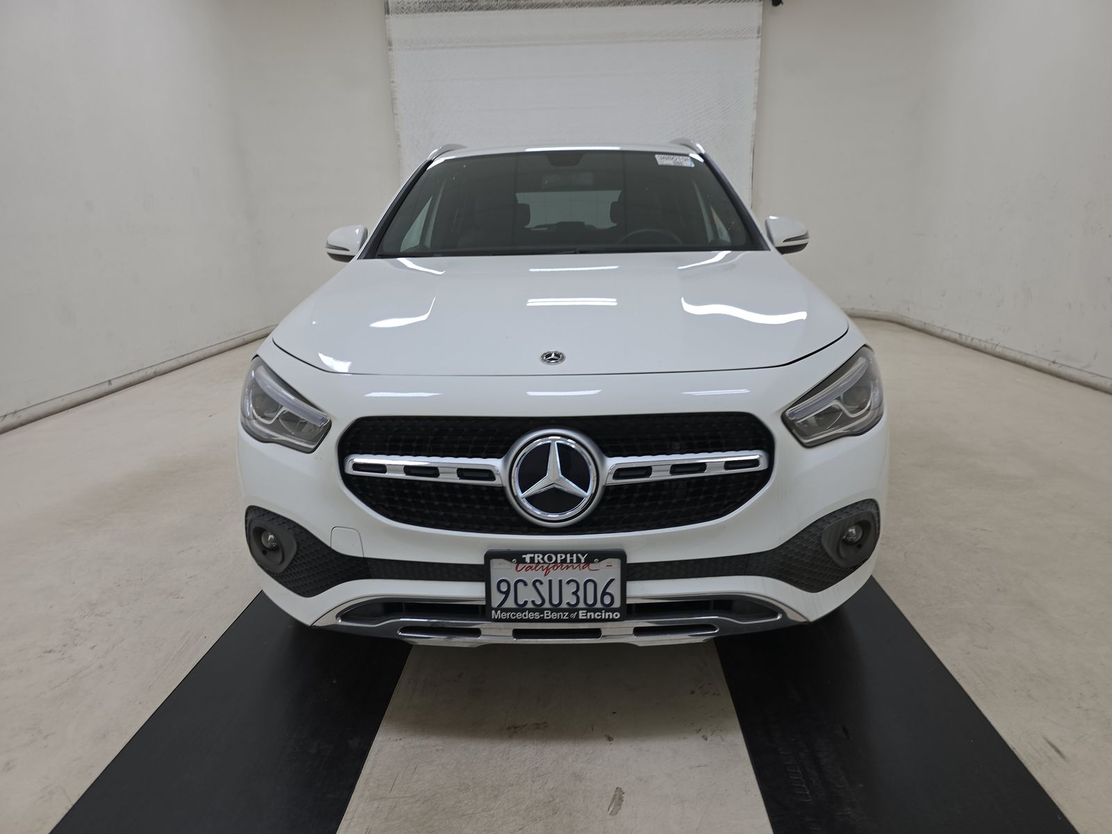 Mercedes-Benz GLA 250 снимка Mercedes-Benz GLA 250