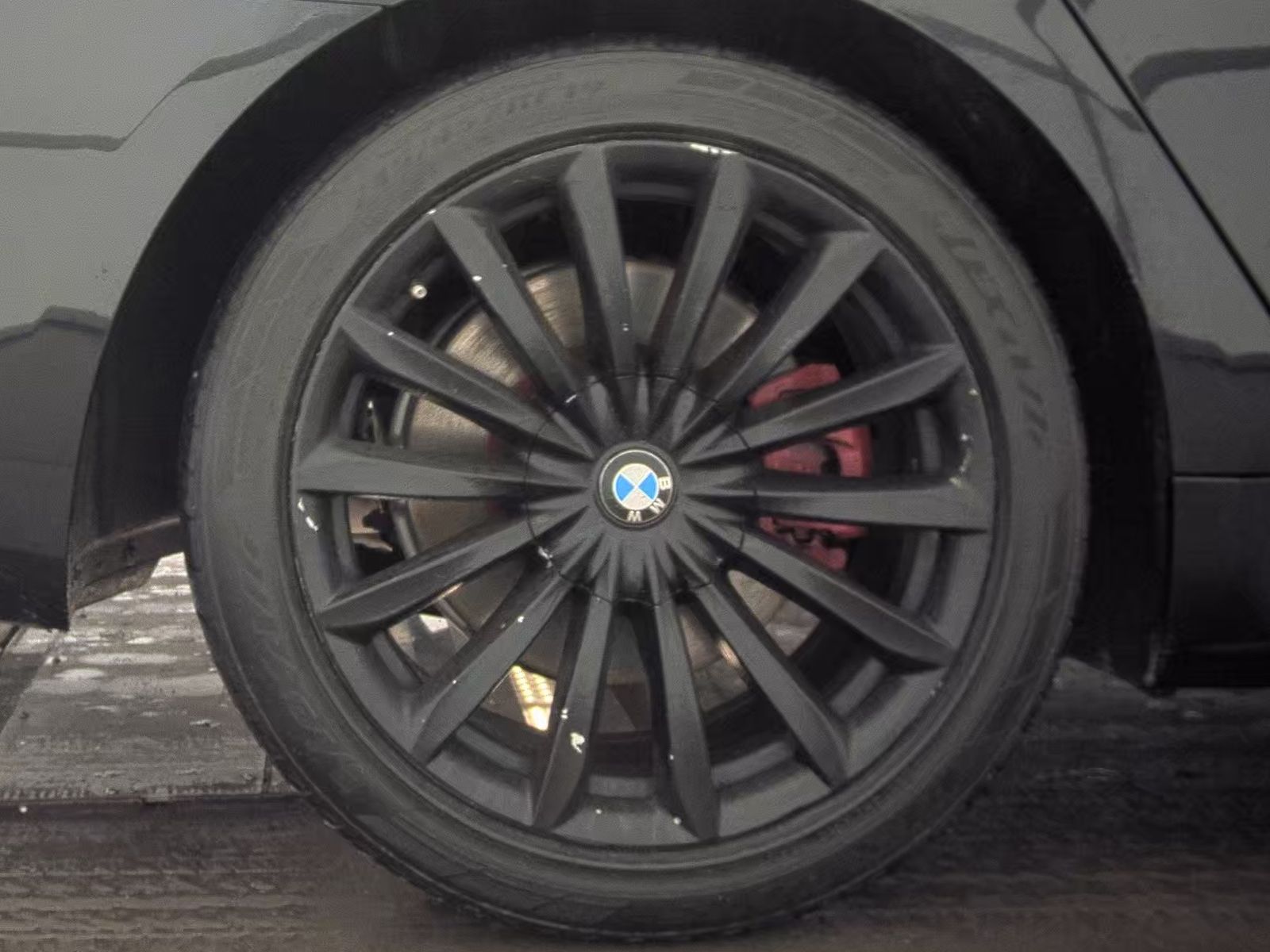 2022 BMW 7 Series 740i RWD