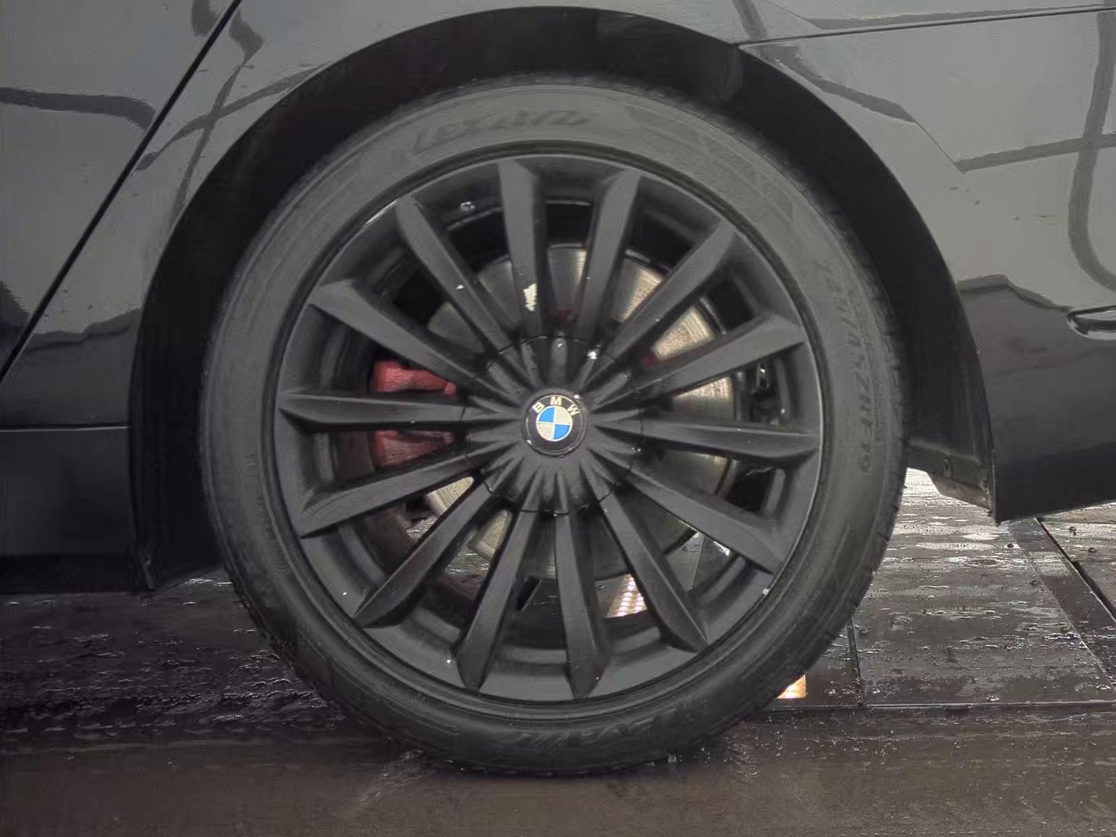 2022 BMW 7 Series 740i RWD