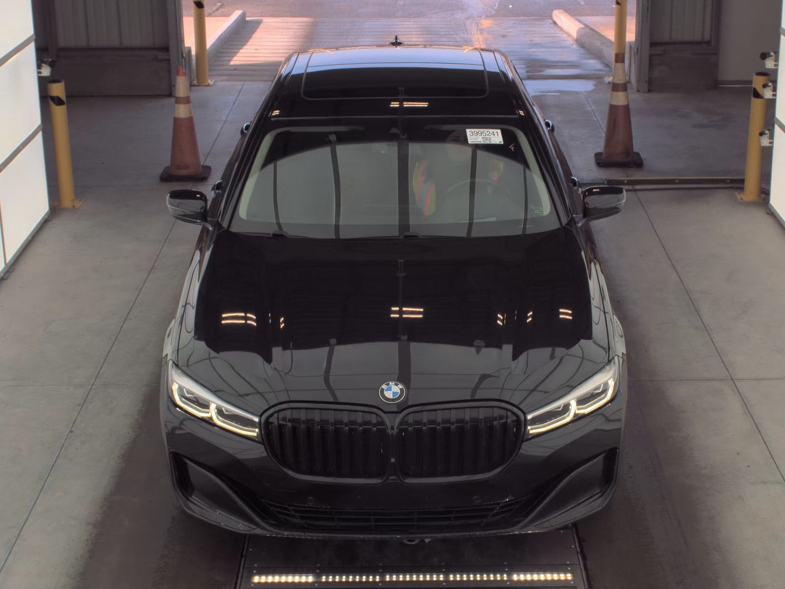 2022 BMW 7 Series 740i RWD