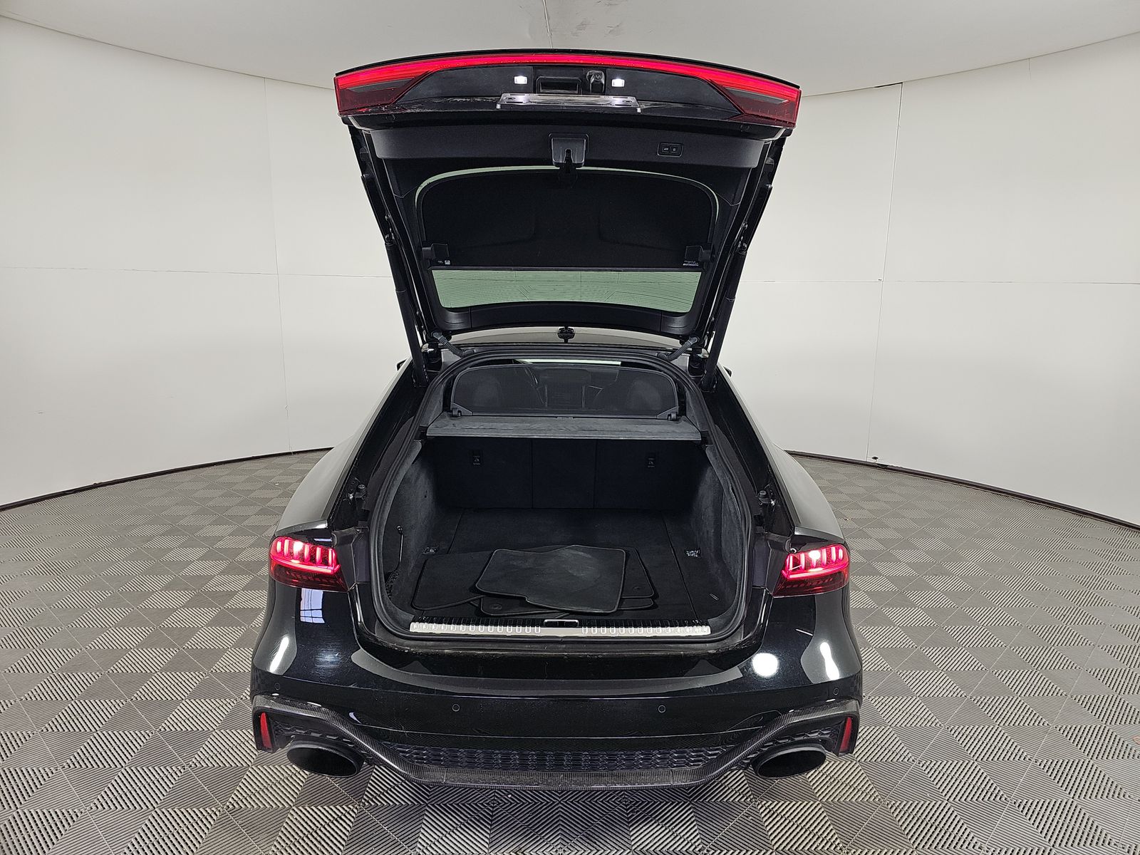 2023 Audi RS 7 Base AWD