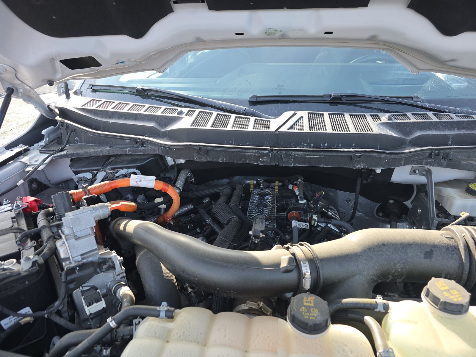 2024 Ford F-150 Hybrid Lariat AWD