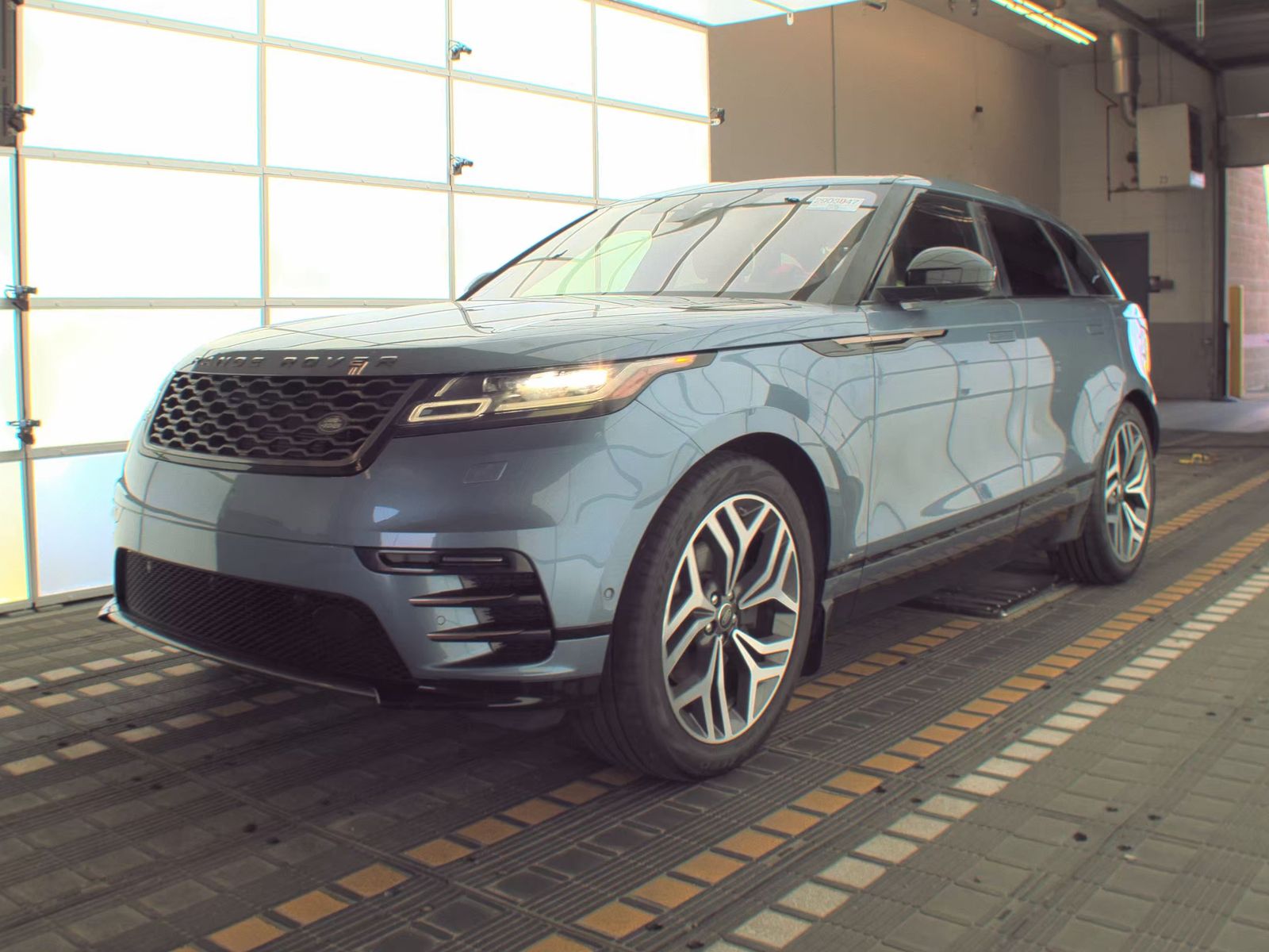 2019 Land Rover Range Rover Velar R-Dynamic SE