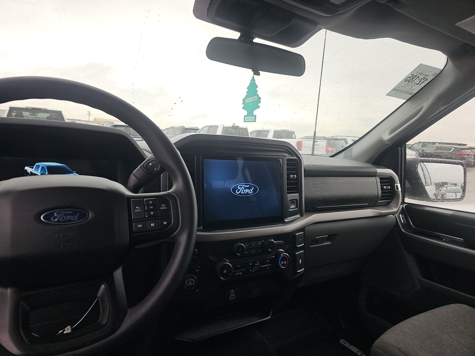 2025 Ford F-150 XLT AWD