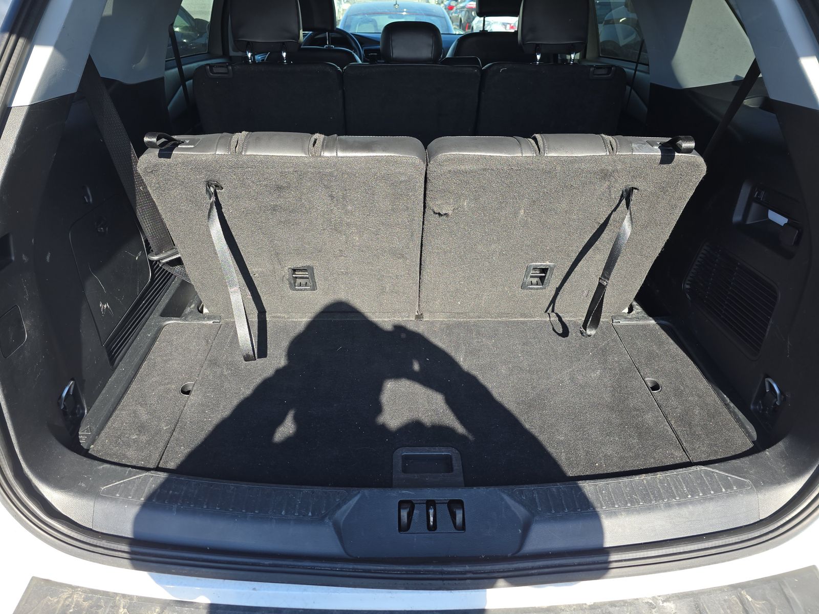 2023 Ford Explorer XLT RWD
