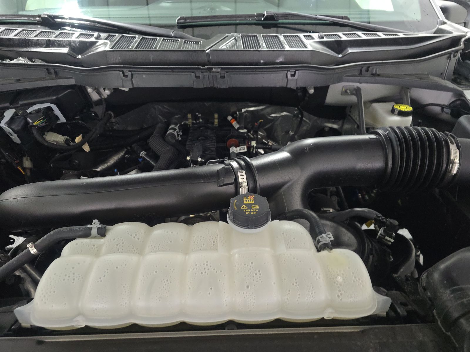 2025 Ford F-150 XLT AWD