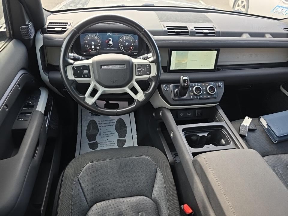 2020 Land Rover Defender 110 SE AWD