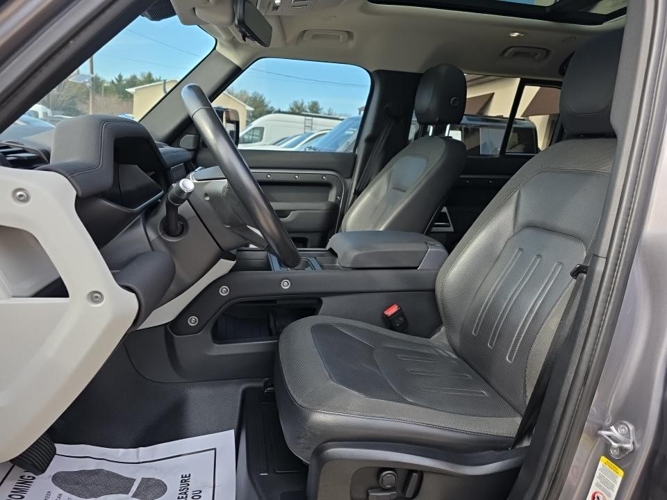 2020 Land Rover Defender 110 SE AWD