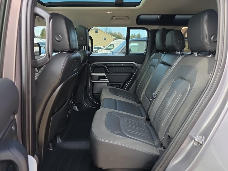 2020 Land Rover Defender 110 SE AWD