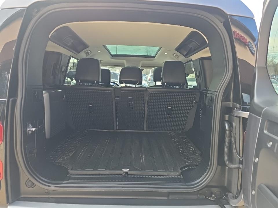 2020 Land Rover Defender 110 SE AWD