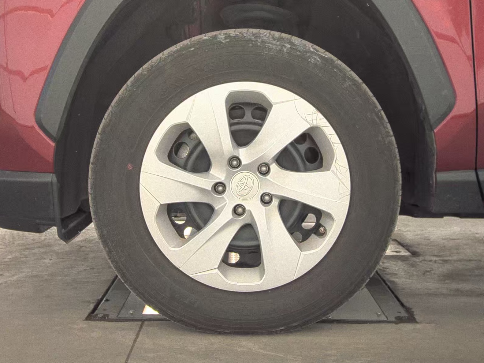 2024 Toyota RAV4 LE AWD