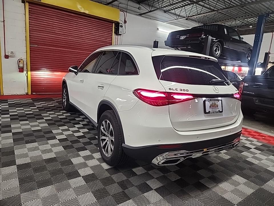 2024 Mercedes-Benz GLC GLC 300 AWD