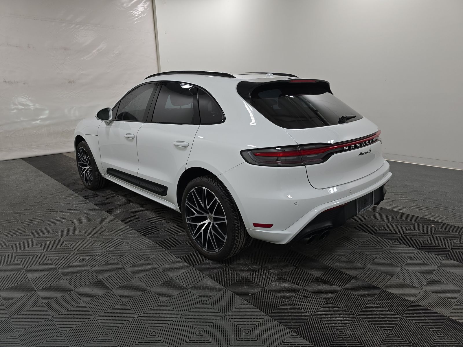 2022 Porsche Macan S AWD