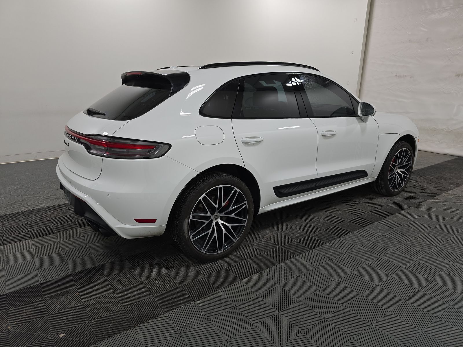 2022 Porsche Macan S AWD