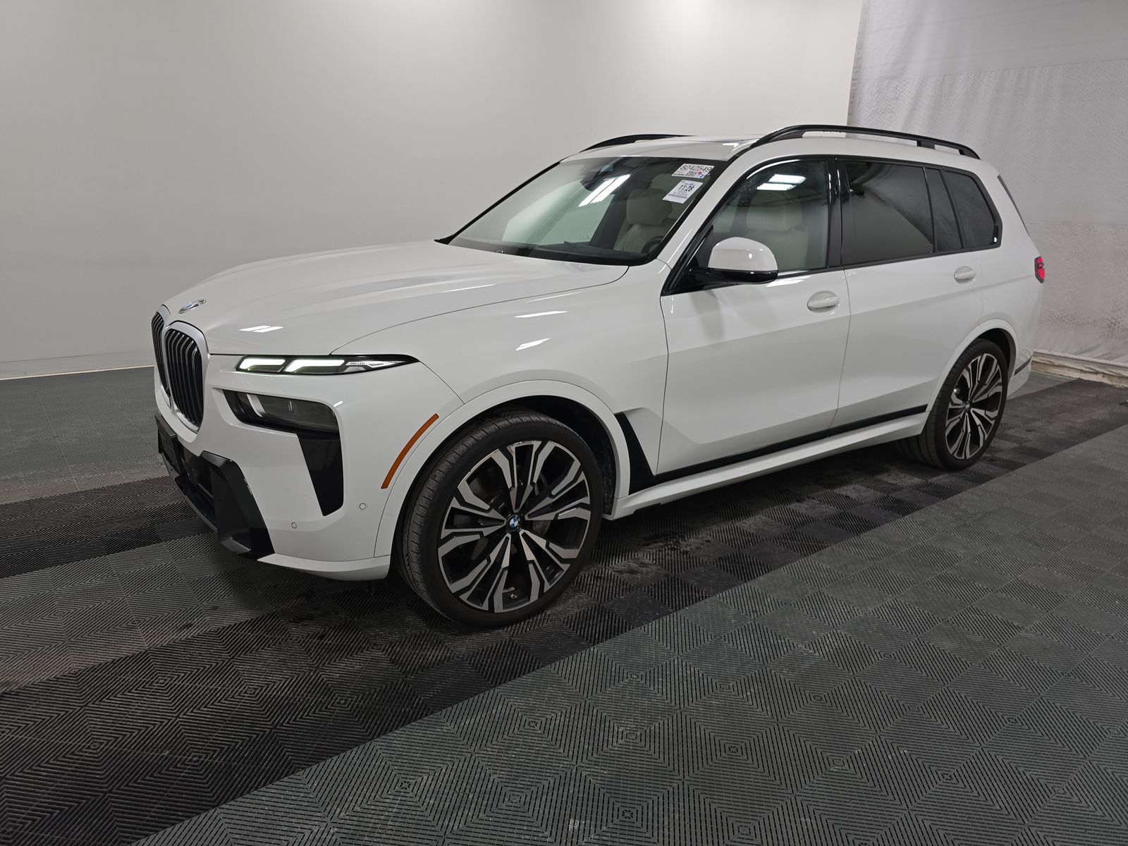 2023 BMW X7 Sports Activity Vehicle xDrive40i M SPORT LINE