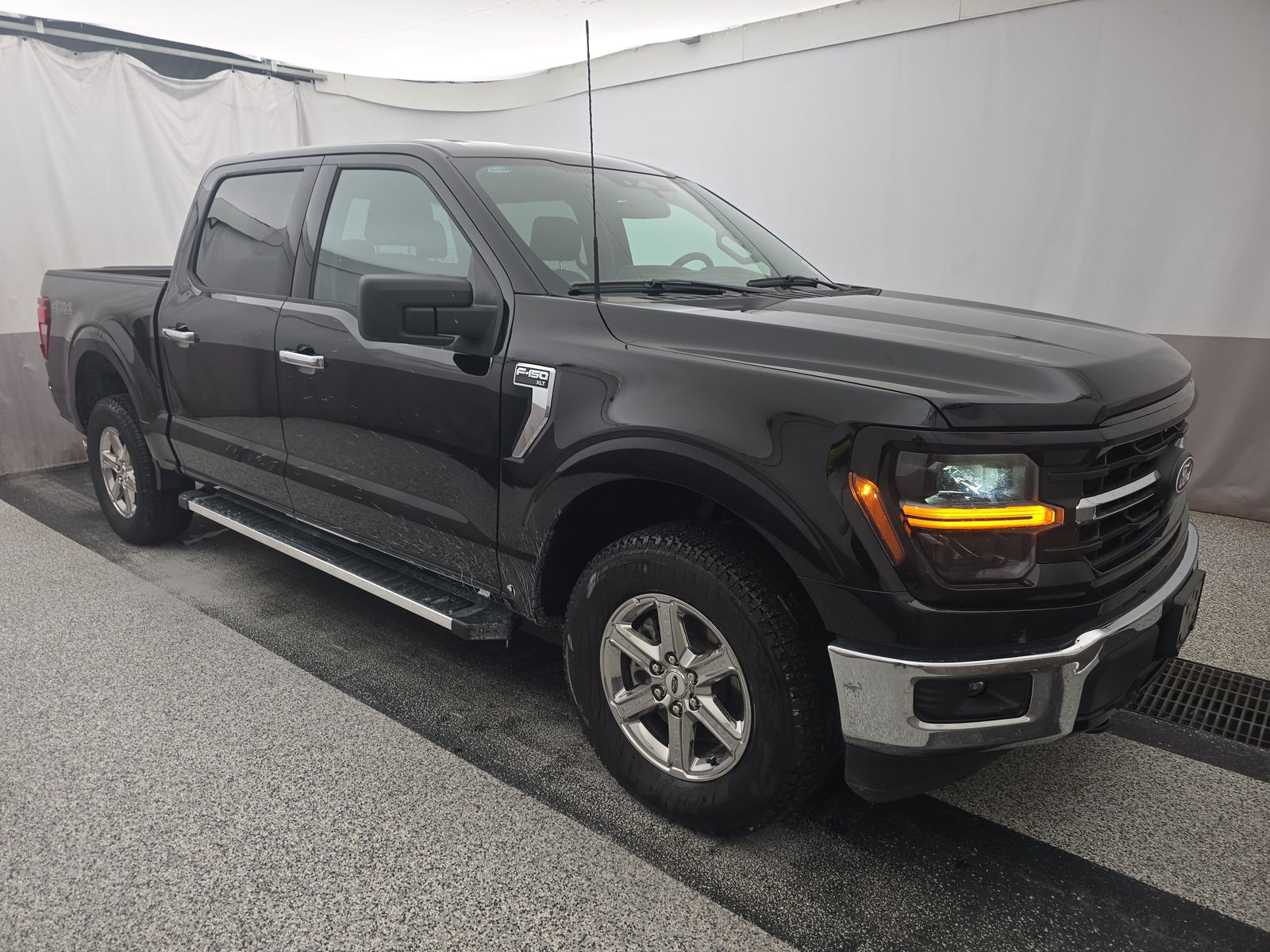 2025 Ford F-150 XLT AWD