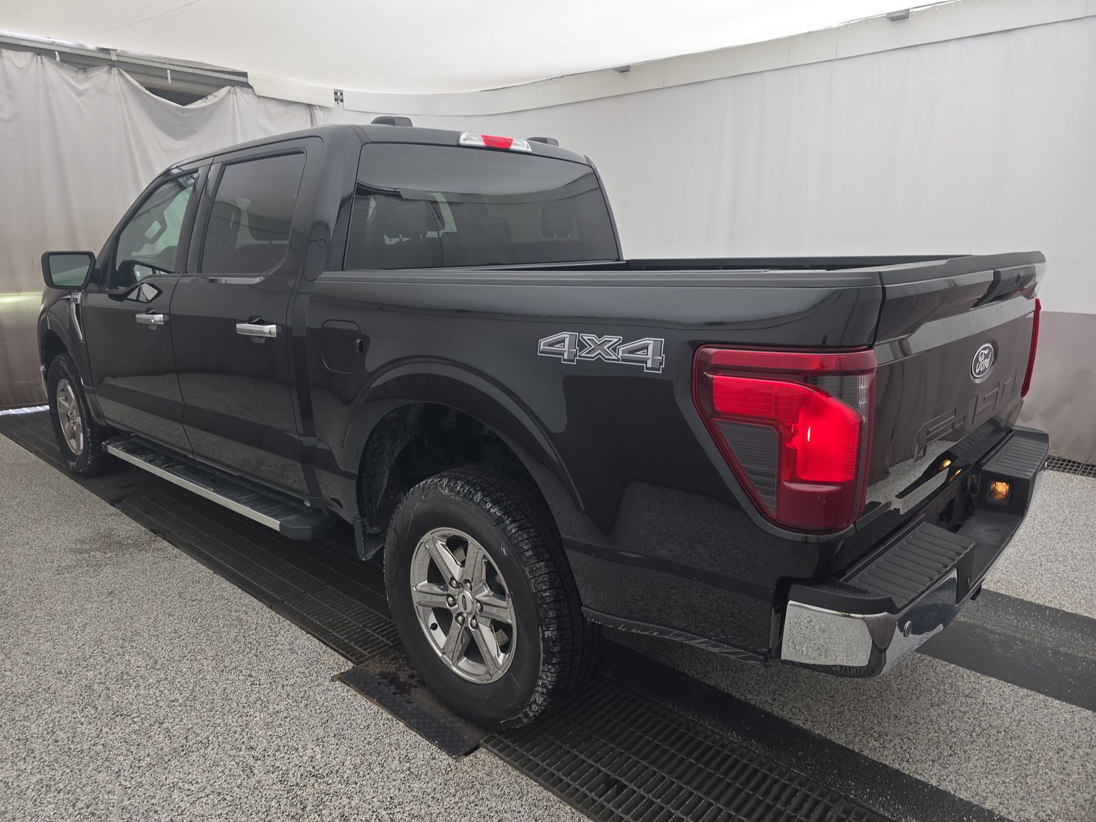 2025 Ford F-150 XLT AWD
