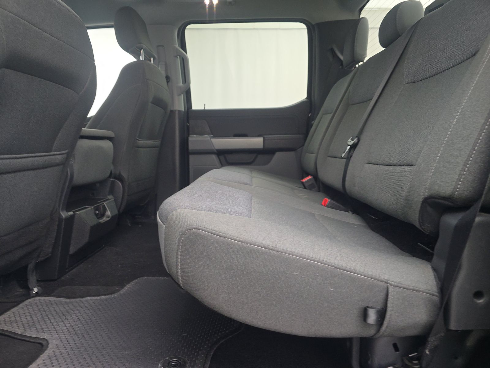 2025 Ford F-150 XLT AWD