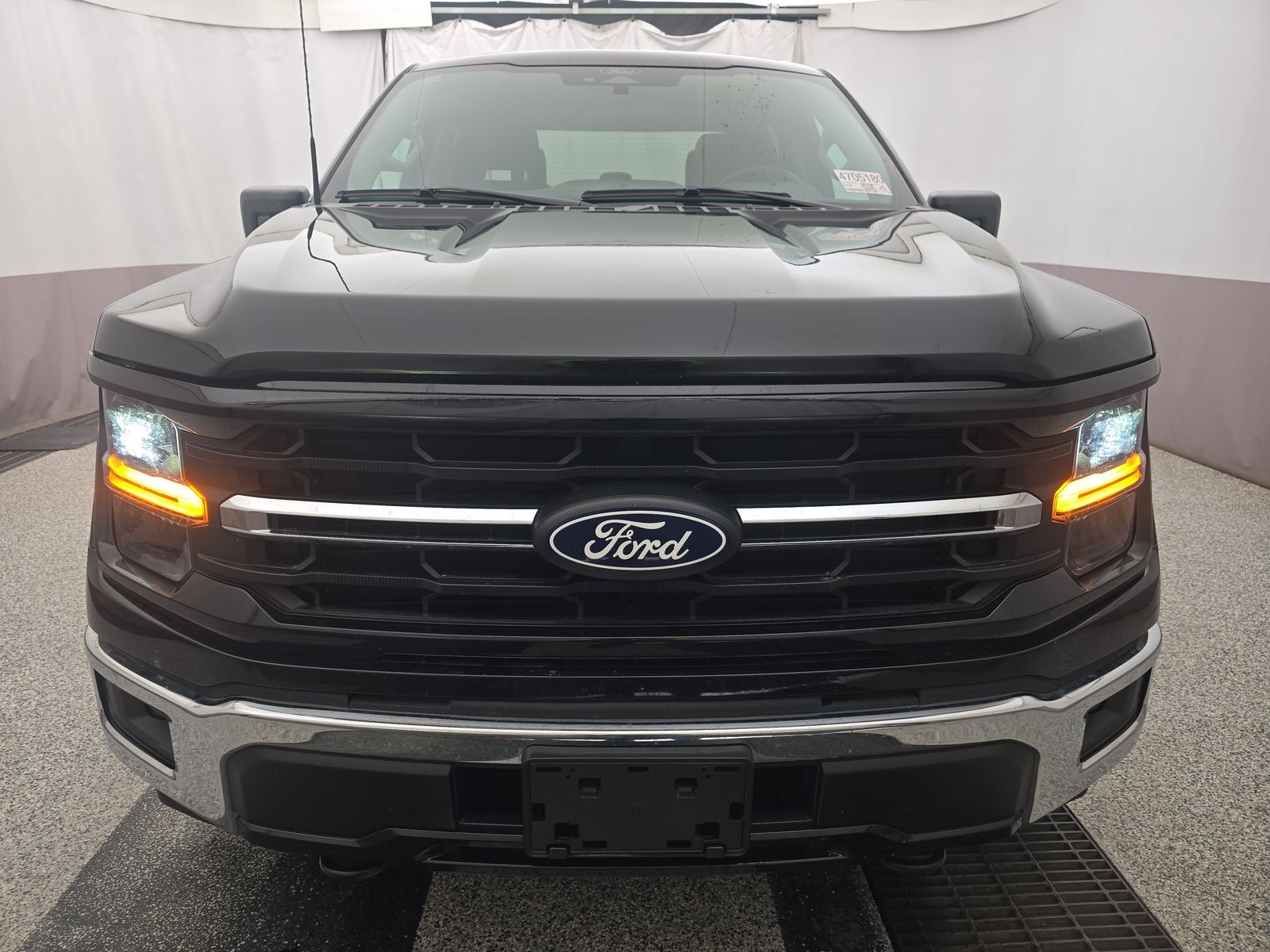2025 Ford F-150 XLT AWD