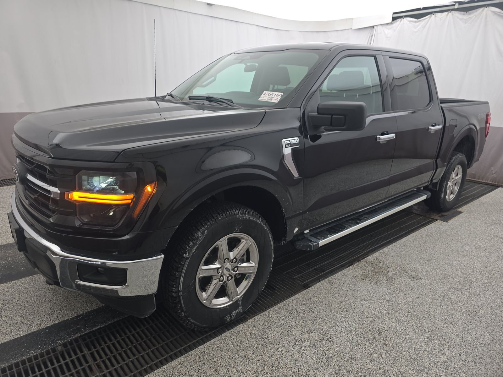 2025 Ford F-150 XLT AWD