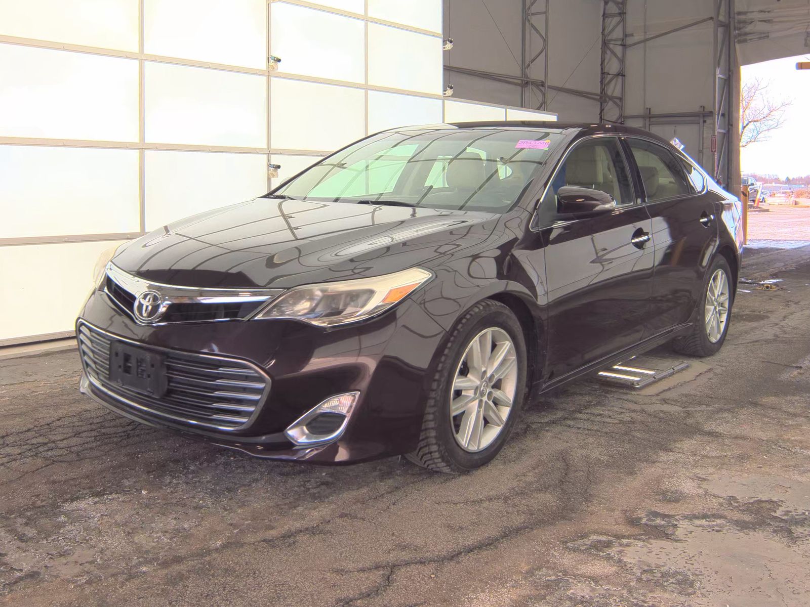 2013 Toyota Avalon XLE FWD