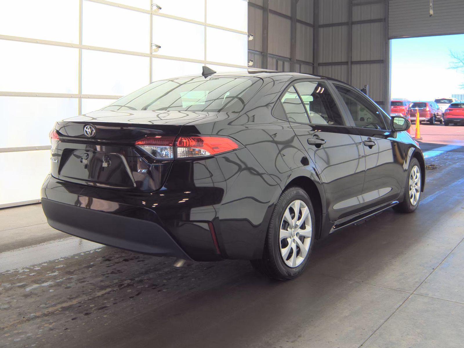 2025 Toyota Corolla LE FWD