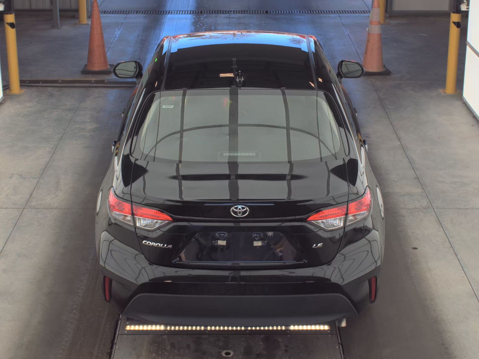 2025 Toyota Corolla LE FWD