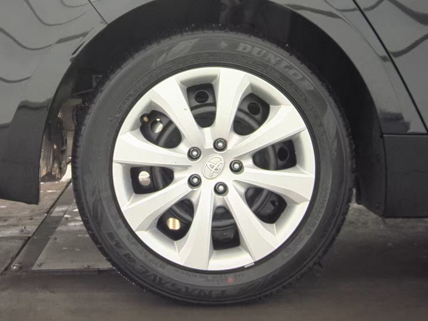 2025 Toyota Corolla LE FWD