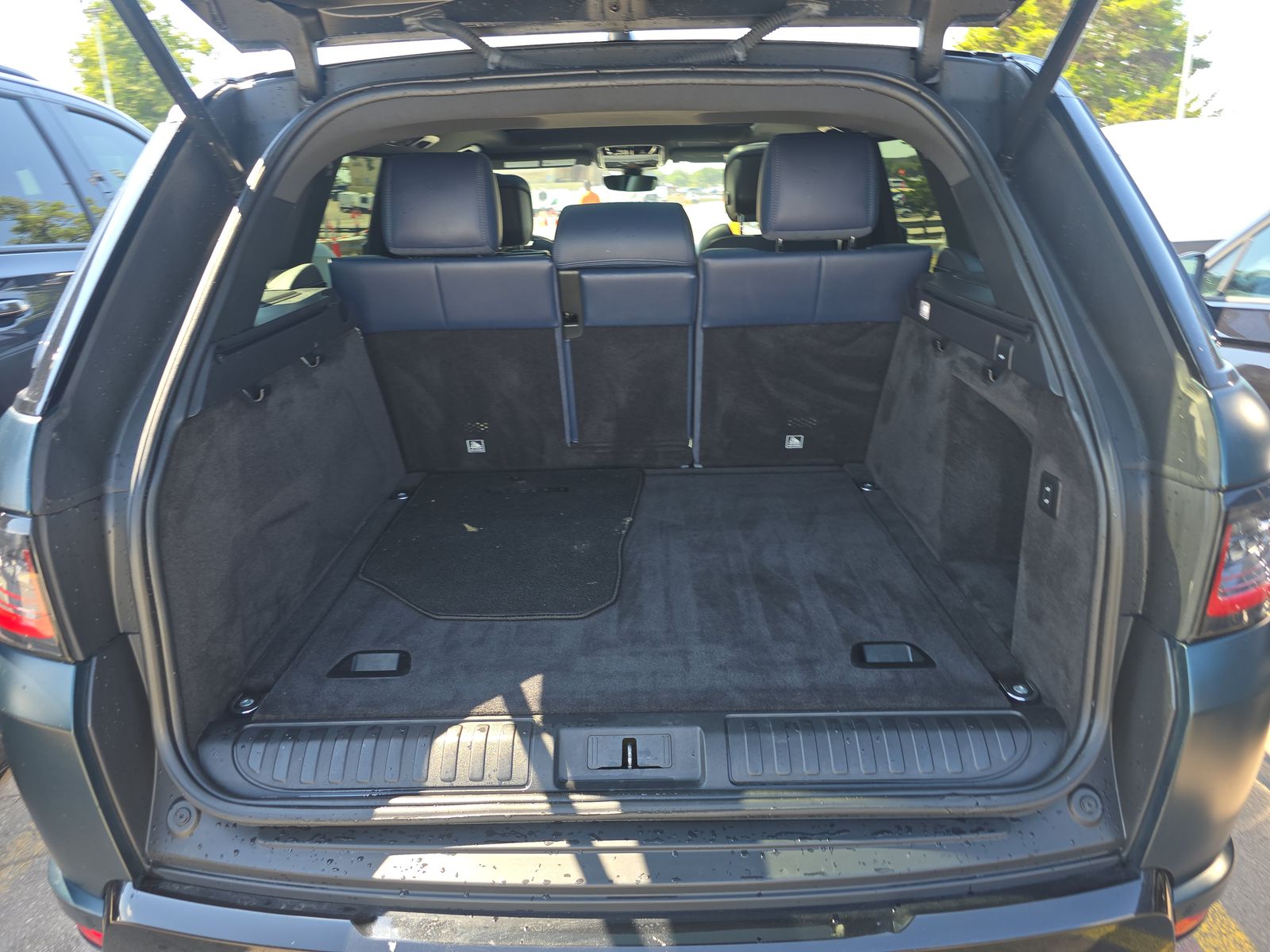 2021 Land Rover Range Rover Sport HST AWD