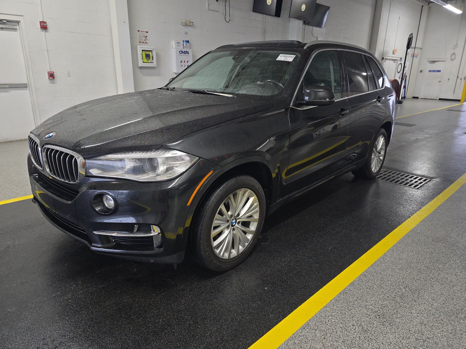 2016 BMW X5 Sports Activity Vehicle xDrive35i LUXURY LINE