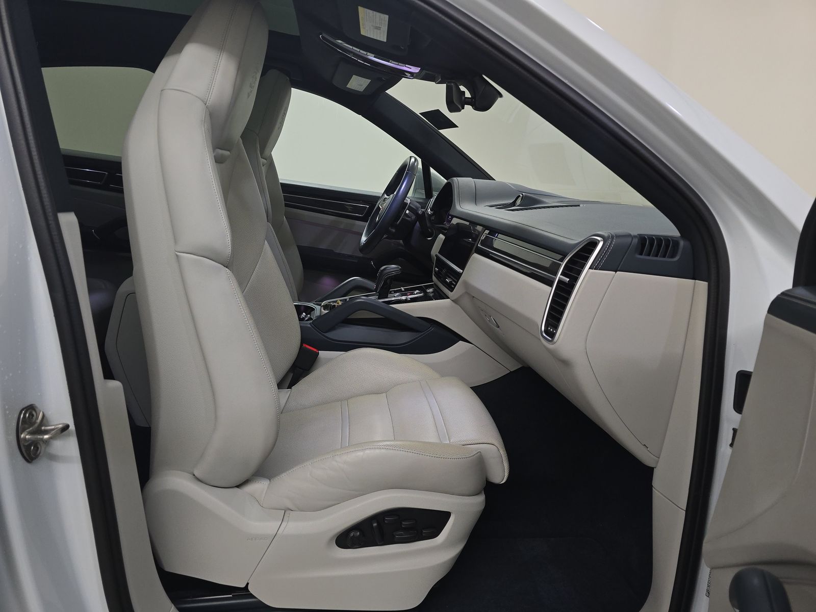 2022 Porsche Cayenne S AWD