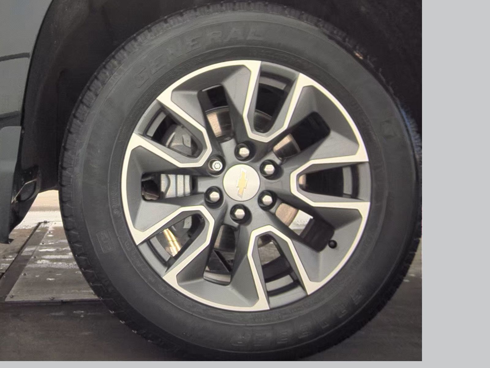 2023 Chevrolet Silverado 1500 LT AWD