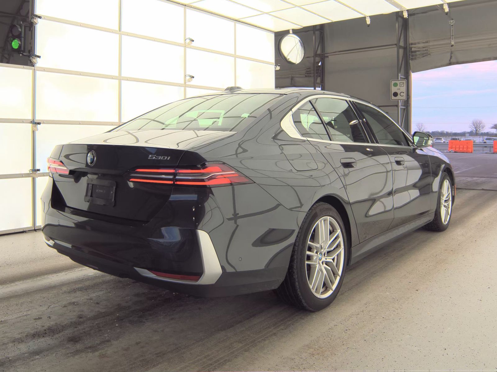 2025 BMW 5 Series 530i RWD