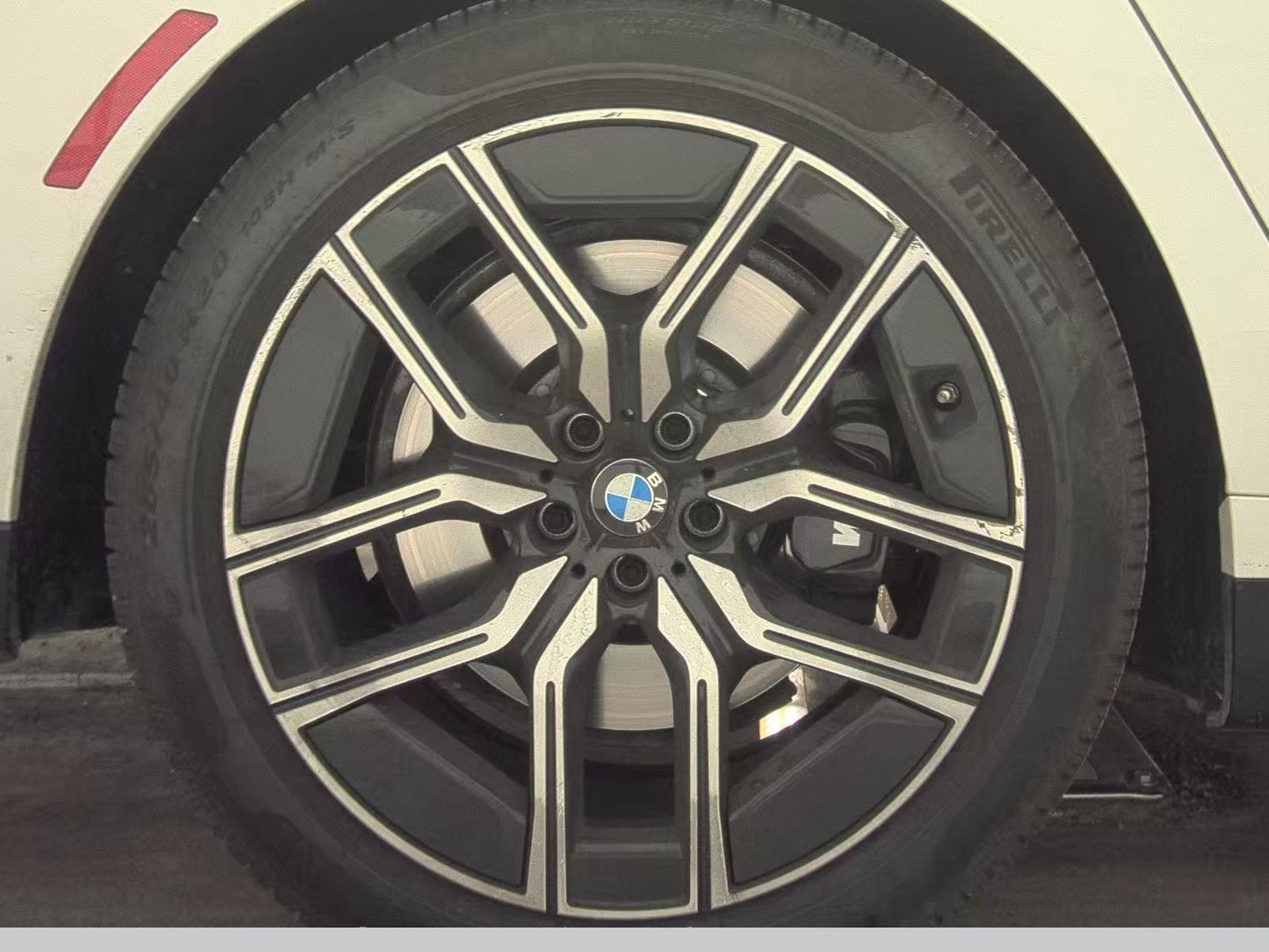 2025 BMW 7 Series 740i xDrive AWD