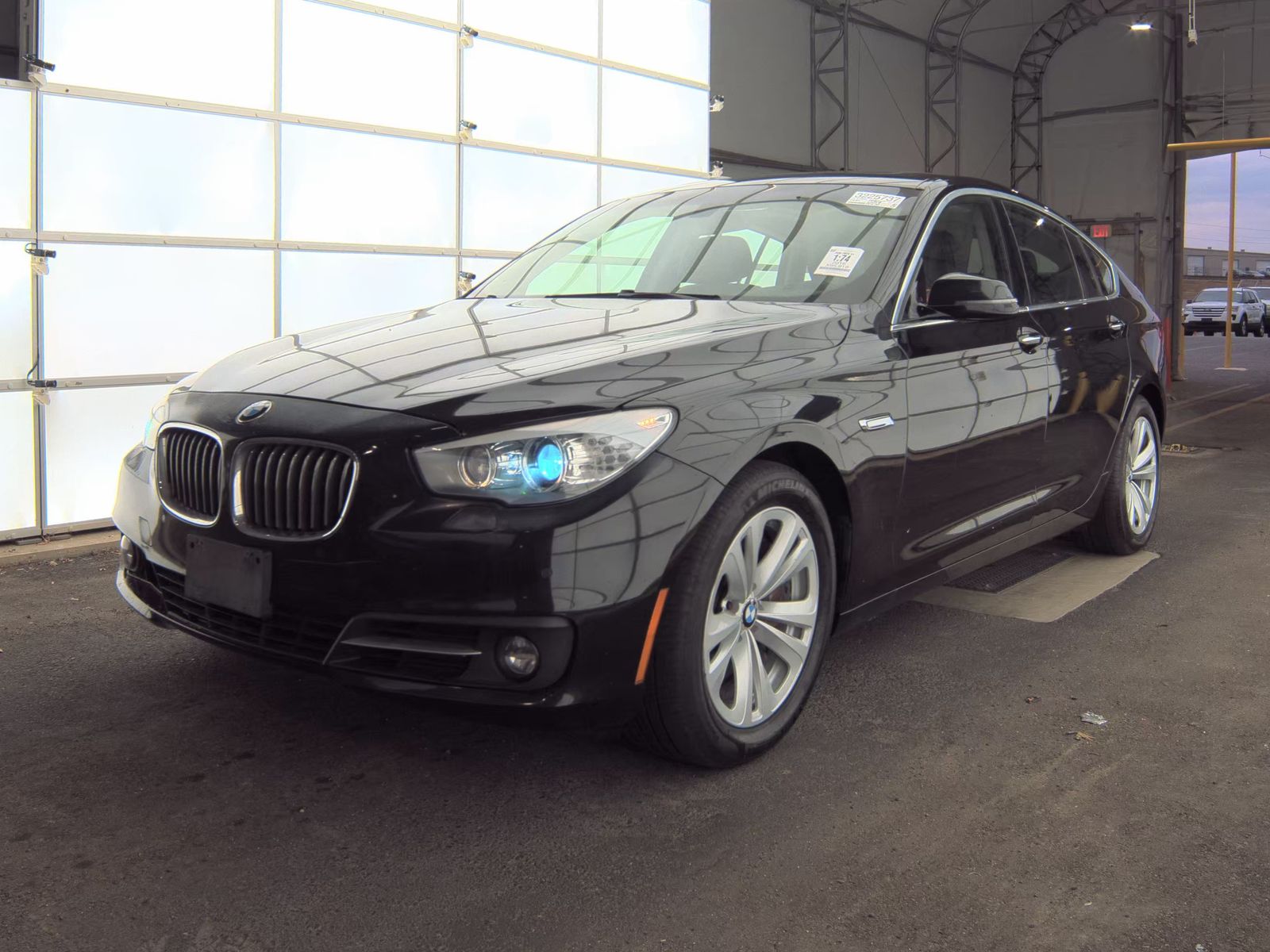 2017 BMW 5 Series Sedan 540i xDrive LUXURY LINE