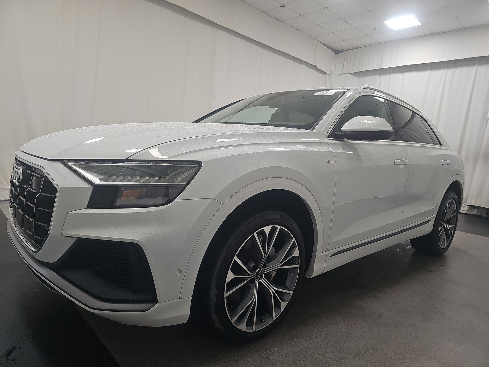 2021 Audi Q8 Premium Plus AWD