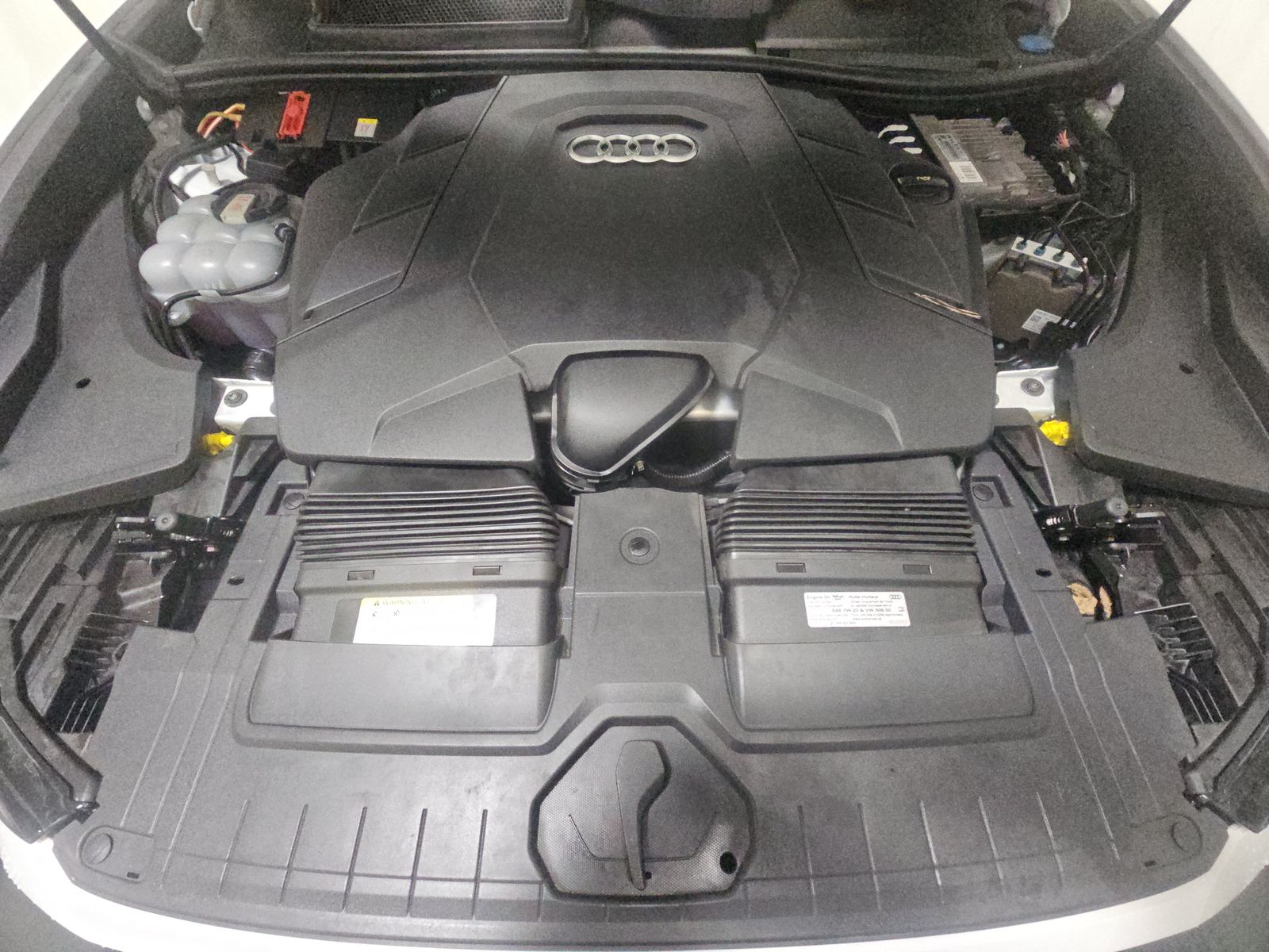 2021 Audi Q8 Premium Plus AWD