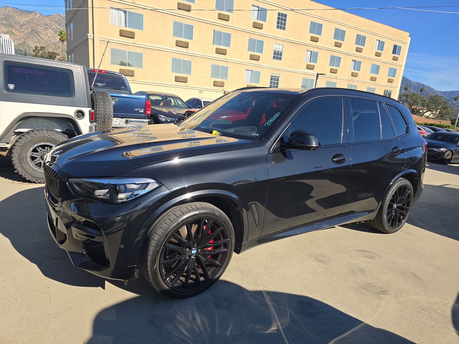 2023 BMW X5 Sports Activity Vehicle xDrive40i M SPORT LINE