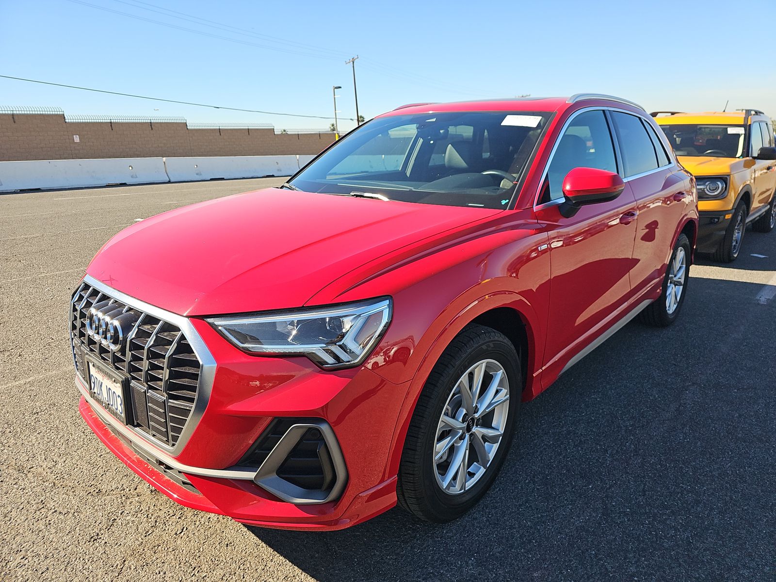 2023 Audi Q3 S line Premium
