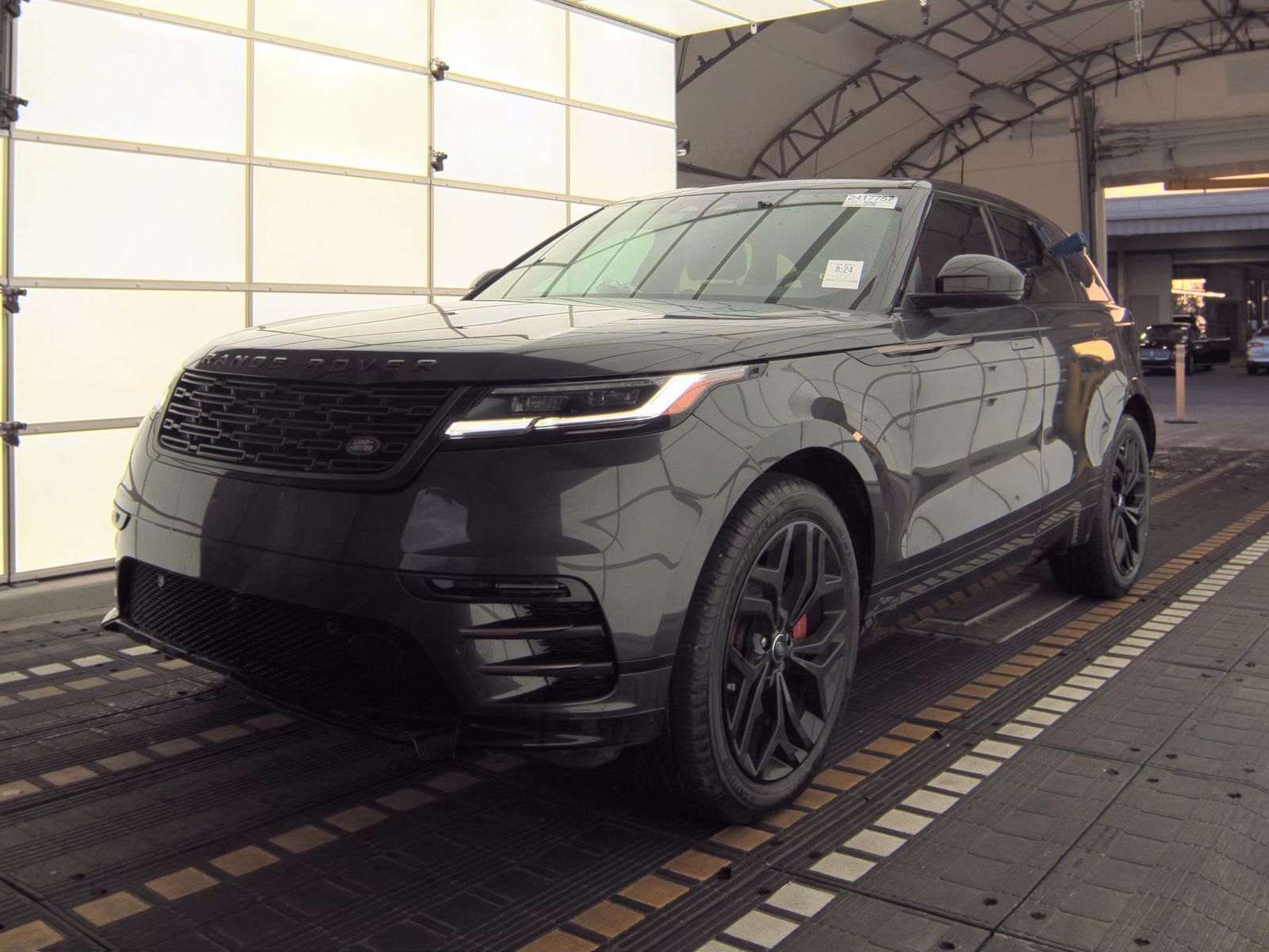2024 Land Rover Range Rover Velar Dynamic SE
