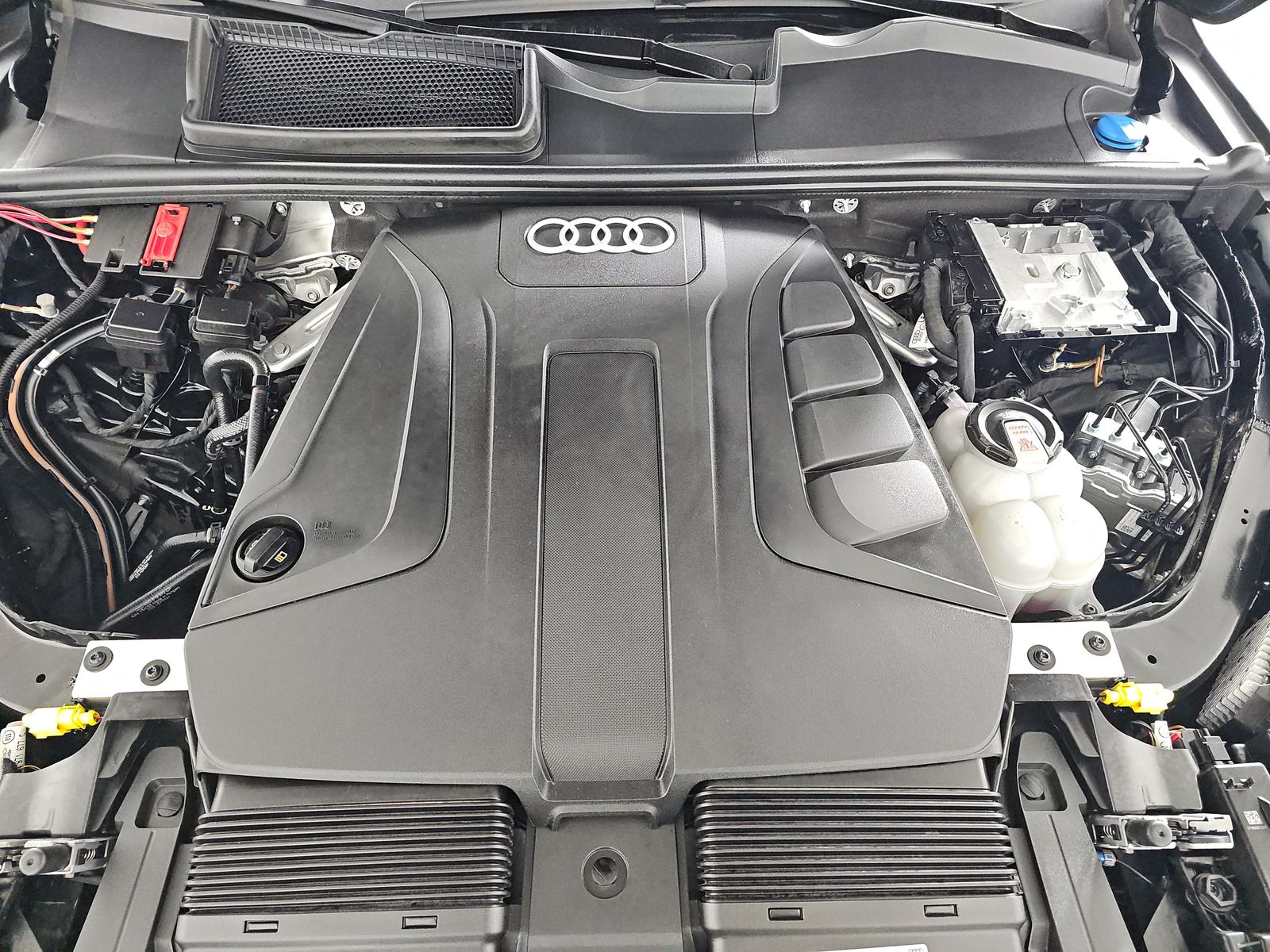 2025 Audi Q7 Premium Plus AWD