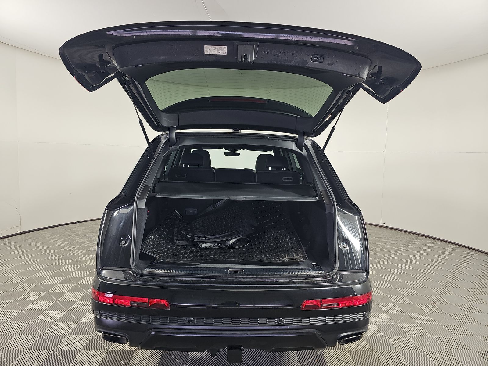 2025 Audi Q7 Premium Plus AWD