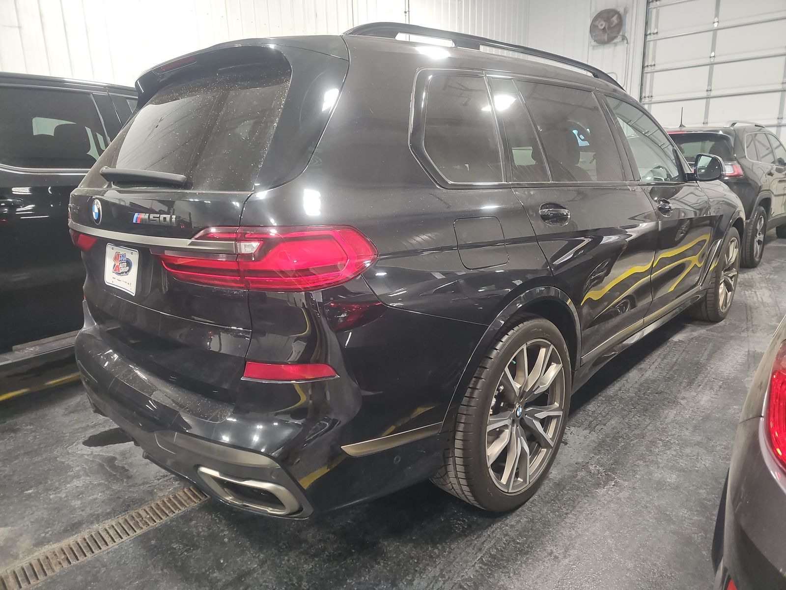2022 BMW X7 M50i AWD