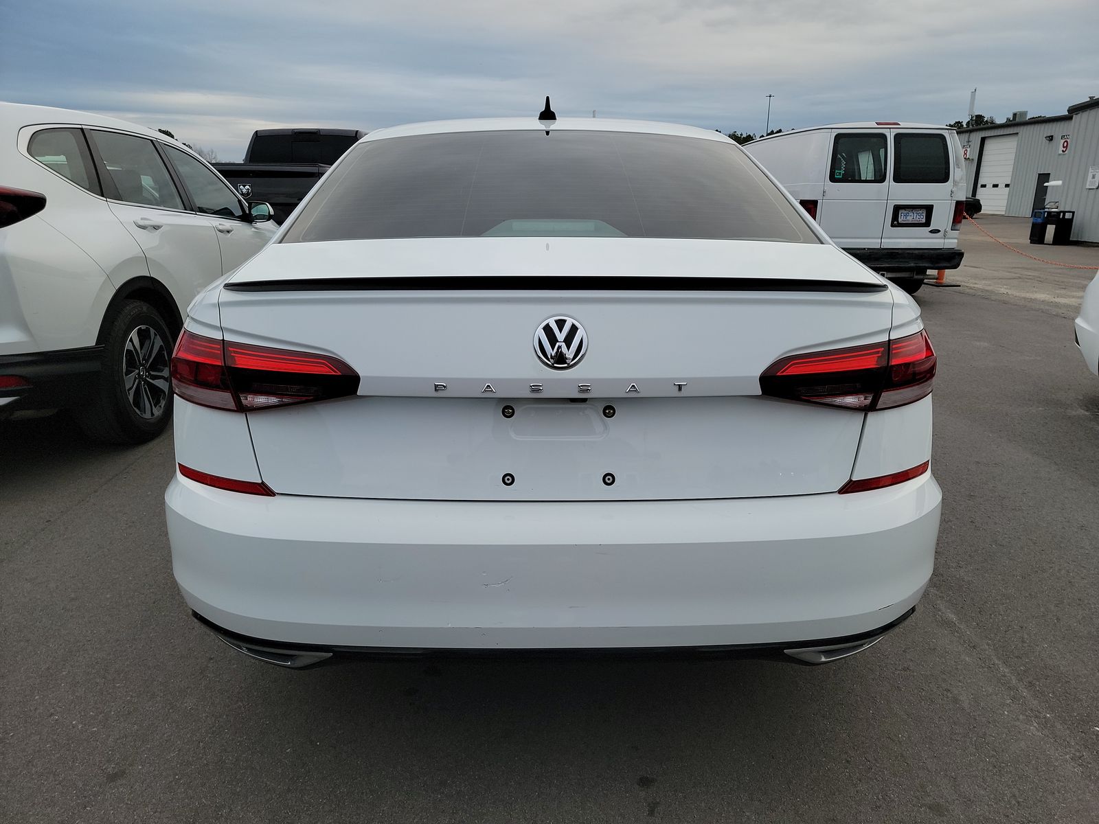 2020 Volkswagen Passat 2.0T R-Line FWD